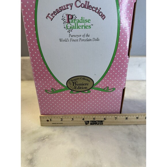 PARADISE GALLERIES Treasury Collection "Treetop Angel" 14" Lighted - Picture 13 of 16